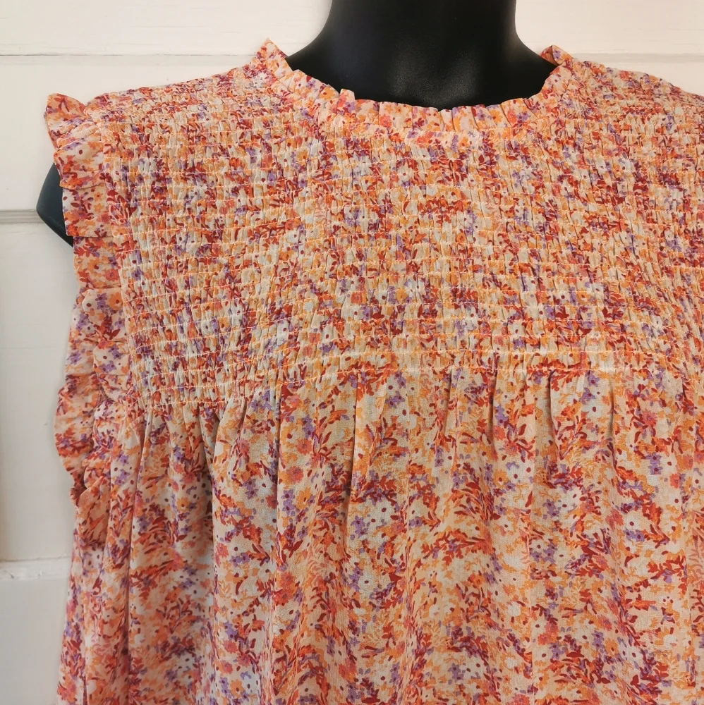 Papillon Ditsy Floral Blouse with Ruffle Sleeves - Picture 4 of 8